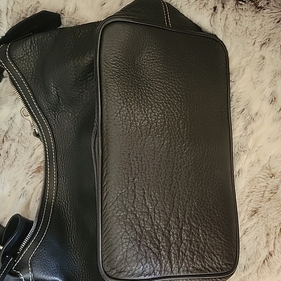 Dooney and Bourke ladies black  shoulder bag - Picture 4 of 8